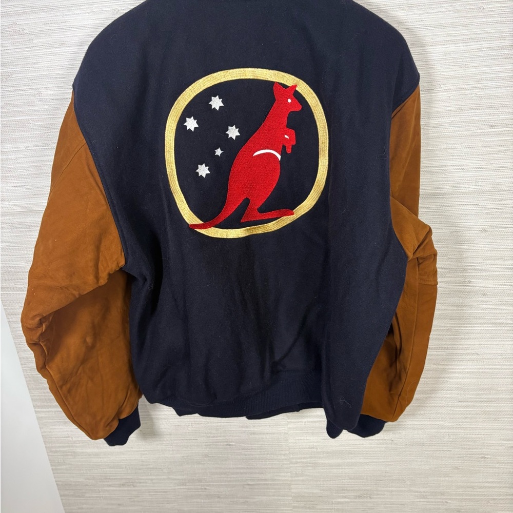 Navy blue, brown suede sleeves Fosters Australian for Beer Kangaroo jacket men’s
